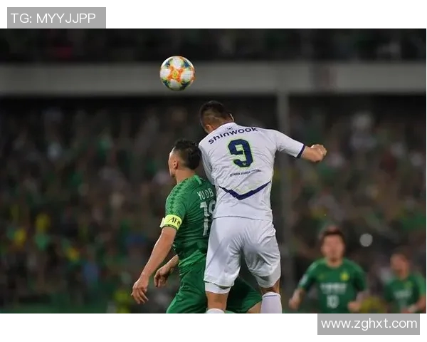 GEN战队与T1的巅峰对决谁能在赛场上笑到最后